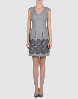 PIECES UNIQUES - VESTITI - Vestiti corti - su YOOX.COM