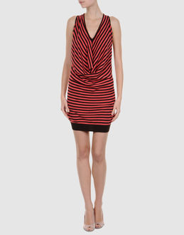 LO NOT EQUAL - VESTITI - Vestiti corti - su YOOX.COM