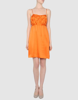 GUESS BY MARCIANO - VESTITI - Vestiti corti - su YOOX.COM