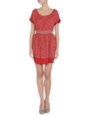 SUOLI - Kurzes Kleid
