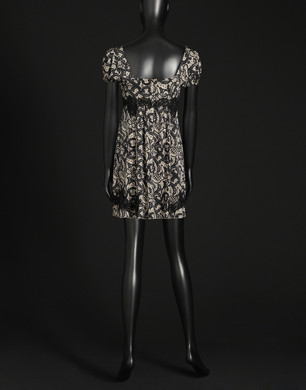Abito effetto lingerie in seta - Vestiti corti - Dolce&Gabbana - Estate 2015 Abito effetto lingerie in seta - Vestiti corti - Dolce&Gabbana - Estate 2015