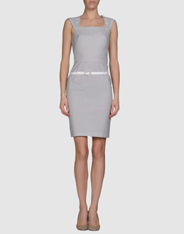 BGN - VESTITI - Vestiti corti - su YOOX.COM