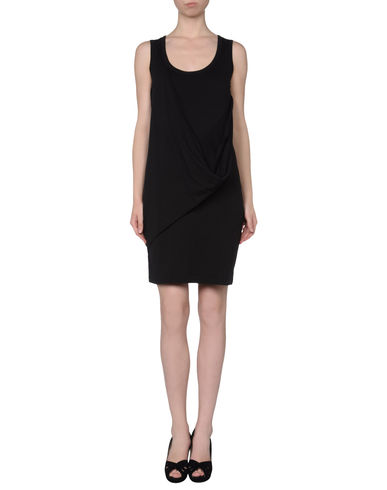 ZOOM OHNE TITEL - Short dress