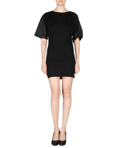 ZOOM N° 21 - Short dress