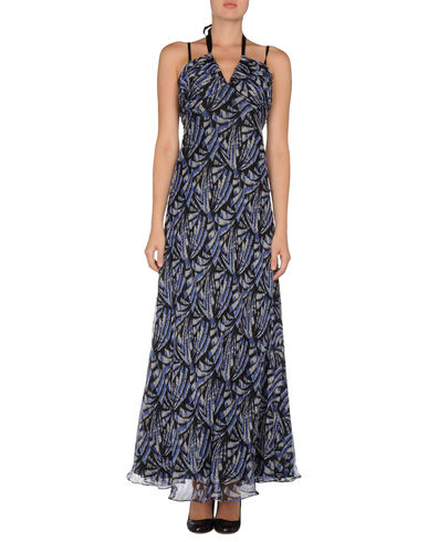 ZOOM STILLS - Long dress