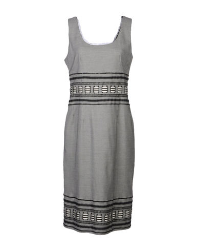 ZOOM CLIPS - 3/4 length dress