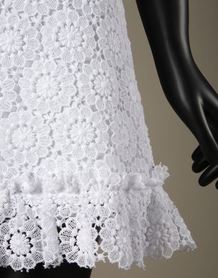 ABITO CORTO IN PIZZO - Vestiti corti - Dolce&Gabbana - Inverno 2015 ABITO CORTO IN PIZZO - Vestiti corti - Dolce&Gabbana - Inverno 2015