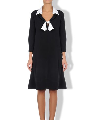 Moschino, Kurzes Kleid