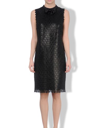 Moschino, Kurzes Kleid