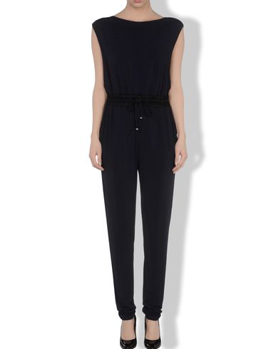 Moschino, Overall