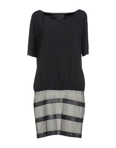 ZOOM JAY AHR - Knee-length dress