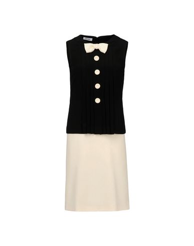 Moschino, Vestito