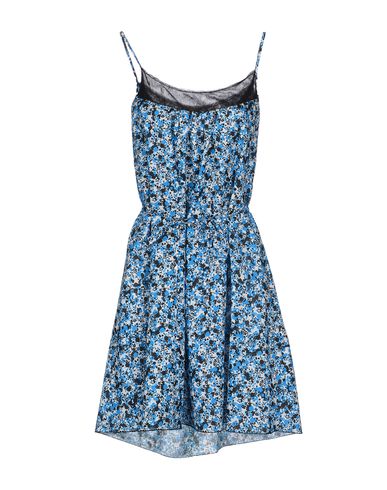 ZOOM N° 21 - Short dress