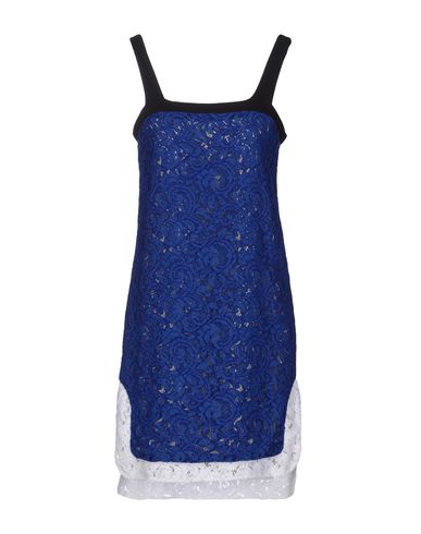ZOOM N° 21 - Short dress