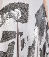 Bottega Veneta® BEDRUCKTES KLEID AUS LAMINIERTEM JACQUARD MIST UND SILVER Bottega Veneta® BEDRUCKTES KLEID AUS LAMINIERTEM JACQUARD MIST UND SILVER