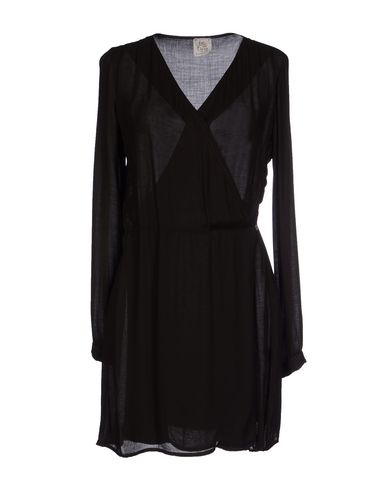 ZOOM ATTIC AND BARN - Short dress