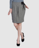 19.70 GENUINE WEAR - Knee length skirts