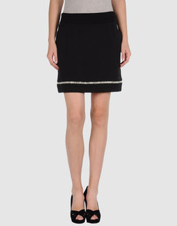 LOVE MOSCHINO - GONNE - Gonne ginocchio - su YOOX.COM