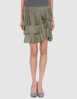 GUESS BY MARCIANO - GONNE - Gonne ginocchio - su YOOX.COM