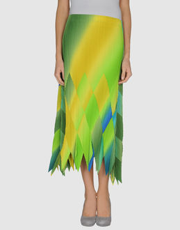 ISSEY MIYAKE FETE - GONNE - Gonne lunghe - su YOOX.COM