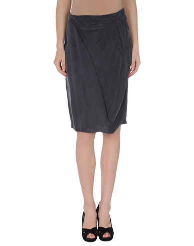 ZOOM COMING SOON - Knee length skirt