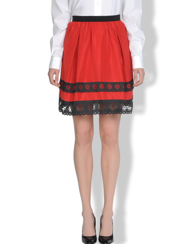 Moschino, Gonna ginocchio