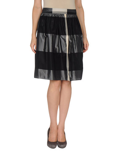 ZOOM BURBERRY LONDON - Knee length skirt