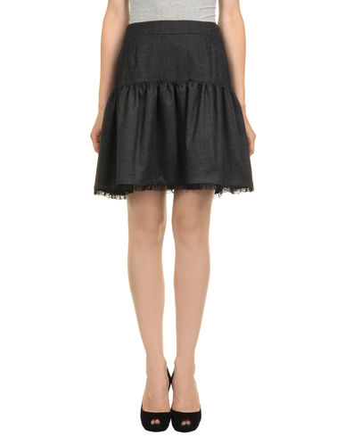 ZOOM REDValentino - Knee length skirt