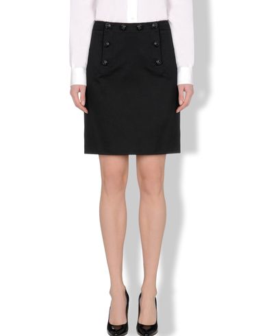 Moschino, Knielanger Rock