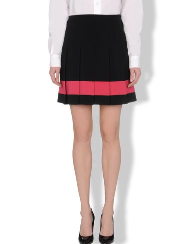 Moschino, Minigonna