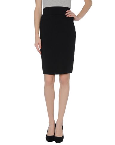 ZOOM N° 21 - Knee length skirt