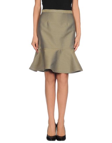 ZOOM OPENING CEREMONY - Knee length skirt