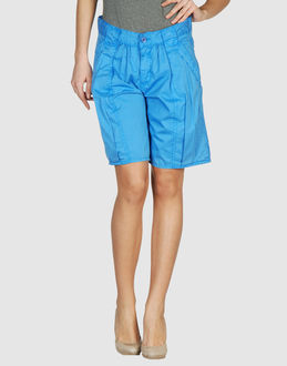 CLOSED - HOSEN - Bermudas - bei YOOX.COM