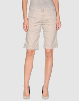 CARHARTT - HOSEN - Bermudas - bei YOOX.COM