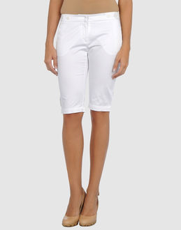 Seventy Bermudas - Item 36202799