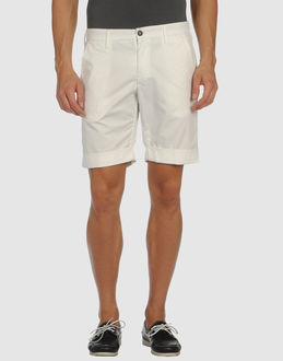 PERFECTION - PANTALONI - Bermuda - su YOOX.COM