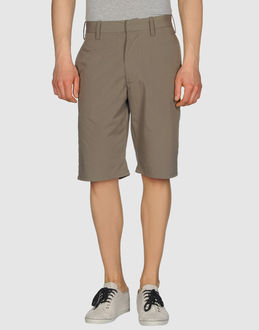 STUSSY - PANTALONI - Bermuda - su YOOX.COM