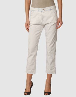 Pinko 3/4-length Shorts - Item 36218905