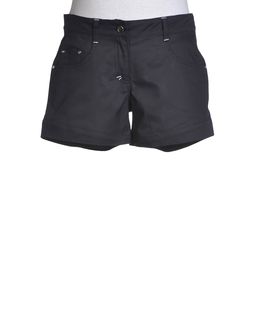 GF FERRE' - HOSEN - Shorts - bei YOOX.COM