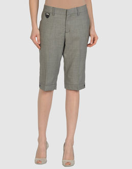 April 77 Bermudas - Item 36226268