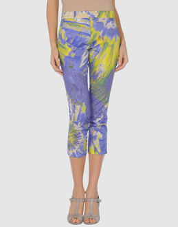Blumarine 3/4-length Shorts - Item 36230642