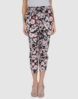 Jucca 3/4-length Shorts - Item 36232067