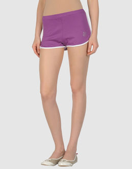 KEASY - HOSEN - Shorts - bei YOOX.COM
