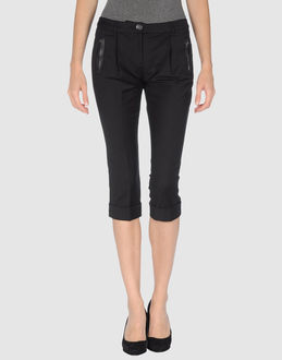 Pinko 3/4-length Shorts - Item 36247998