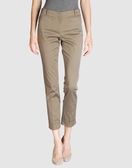 Laura Lindor 3/4-length Shorts - Item 36250614