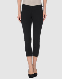 Patrizia Pepe 3/4-length Shorts - Item 36255393