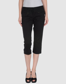 Essentiel 3/4-length Shorts - Item 36264191
