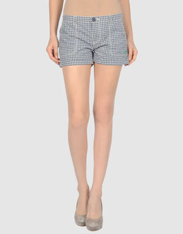 SUPERDRY - HOSEN - Shorts - bei YOOX.COM