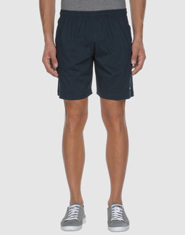 CHAMPION - PANTALONI - Bermuda - su YOOX.COM