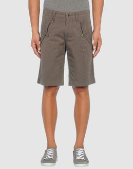 GUESS - PANTALONI - Bermuda - su YOOX.COM